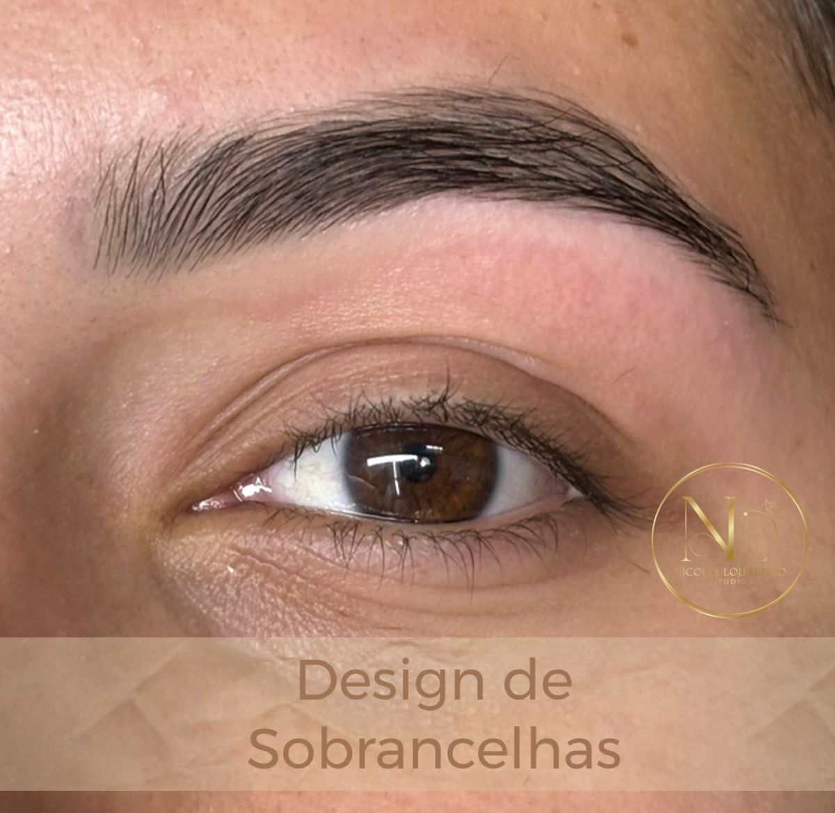 Design de sobrancelhas