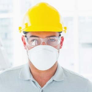 Com aval para funcionamento, canteiros de obras devem se prevenir contra coronavírus