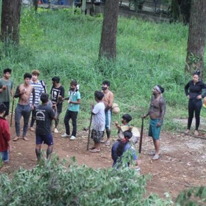 Prefeitura embarga obra de condomínio ocupada por índios 