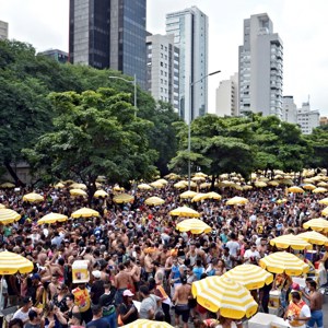 Carnaval x condomínios: como se proteger de possíveis problemas com os blocos de rua