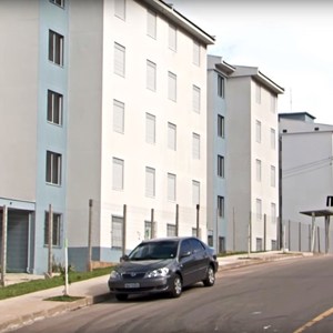 Criança de 8 anos morre ao cair do quinto andar de prédio