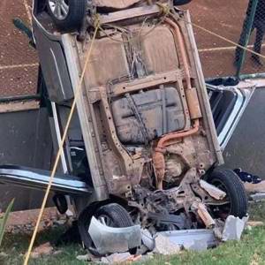 Idosa perde direção em garagem e cai de altura de três andares 