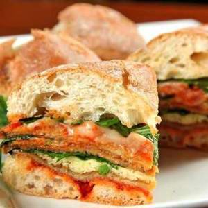 Lançamento: NOH BAR apresenta seus 16 novos coquetéis em menu-revista