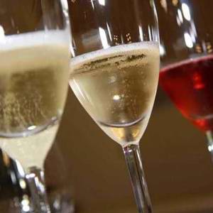 Espumantes brasileiros podem ir para o Guia Descorchados do crítico chileno Patricio Tapia