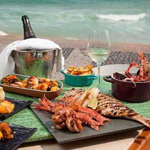 O Restaurante Temporada no Rio apresenta Brunch especial no 1º de janeiro com vista para o Arpoador.