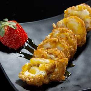 Receita: Tempurá de sorvete com calda de laranja