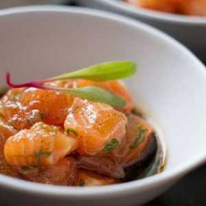 Sarumon completa um ano e traz o Salmão como protagonista de seus pratos