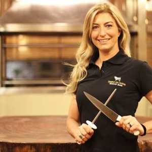 Só para elas: Tatiana Bassi ministra aulas de churrasco para mulheres à moda Bassi