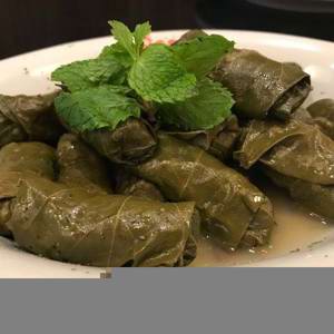 O Árabe Rosima comanda receitas clássicas há 40 anos sem errar a mão