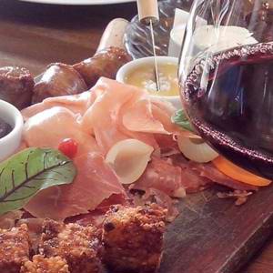 O projeto Sentidos da Arte apresenta agenda e promove encontros de arte com vinho