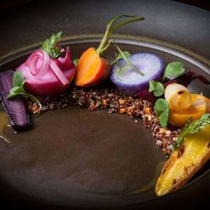 A leveza artística e sustentável do Restaurante Chef Vivi