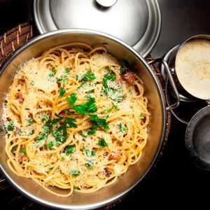 Bucatini: O clássico Italiano