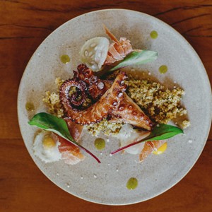 Empratamos uma lista de locais com pratos de verão para você se deleitar