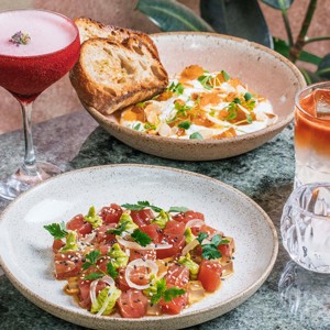  O superestimado Botanikafé atualiza menu vibrante no sabor