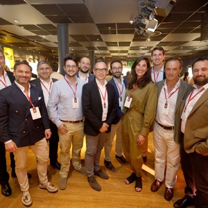  Zahil brinda seus 37 anos