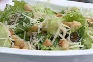Salada Caesar