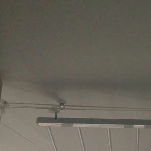 Varal Tradicional de Parede Branco 7 varetas