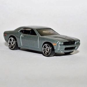 Dodge Challenger Concept - K6133