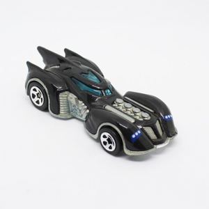 Arkham Asylum Batmobile - T9694