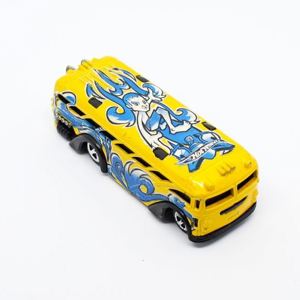 Surfin' School Bus - B3861