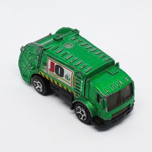 Trash Truck (2005) - MB678-H1863